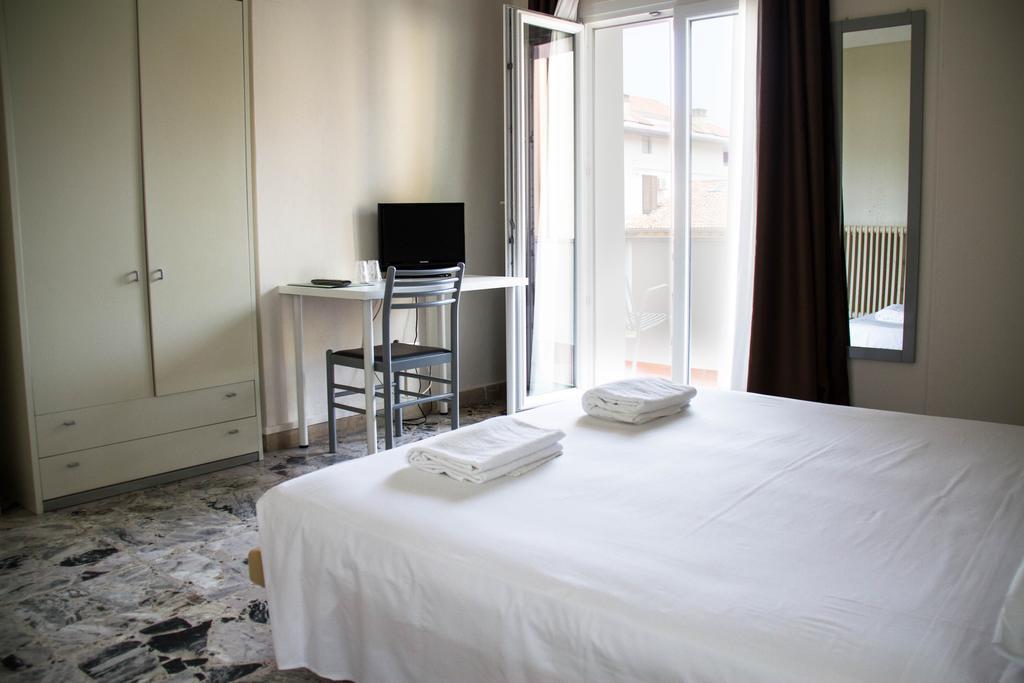 Hotel Arianna Исео Номер фото