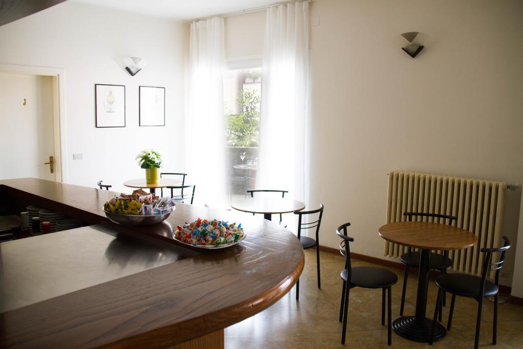 Hotel Arianna Исео Экстерьер фото