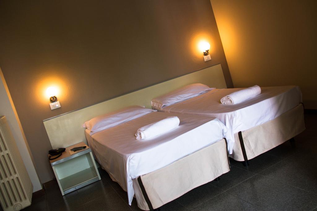 Hotel Arianna Исео Номер фото