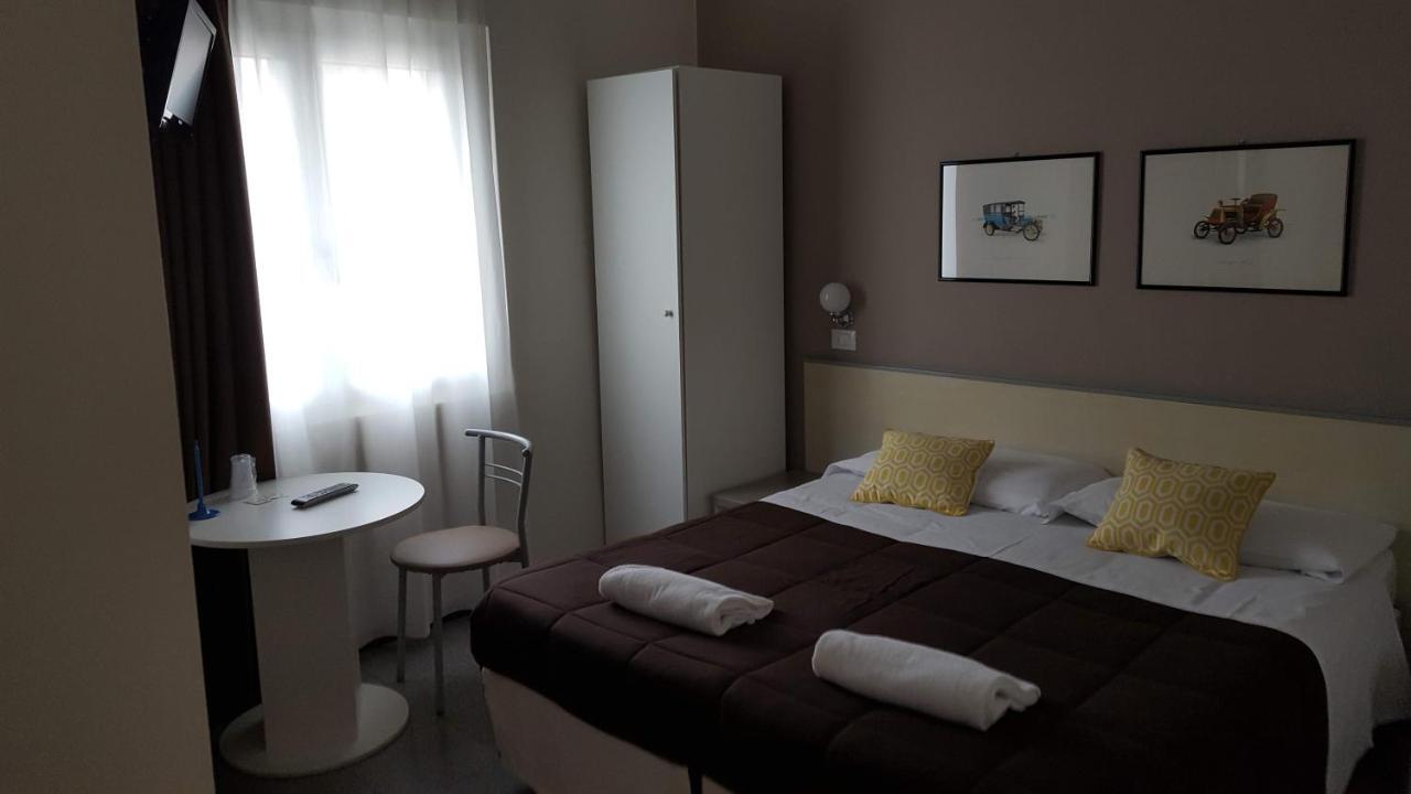 Hotel Arianna Исео Экстерьер фото